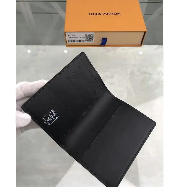 Official Brother Sam Bags LV 19T1L0407 0602